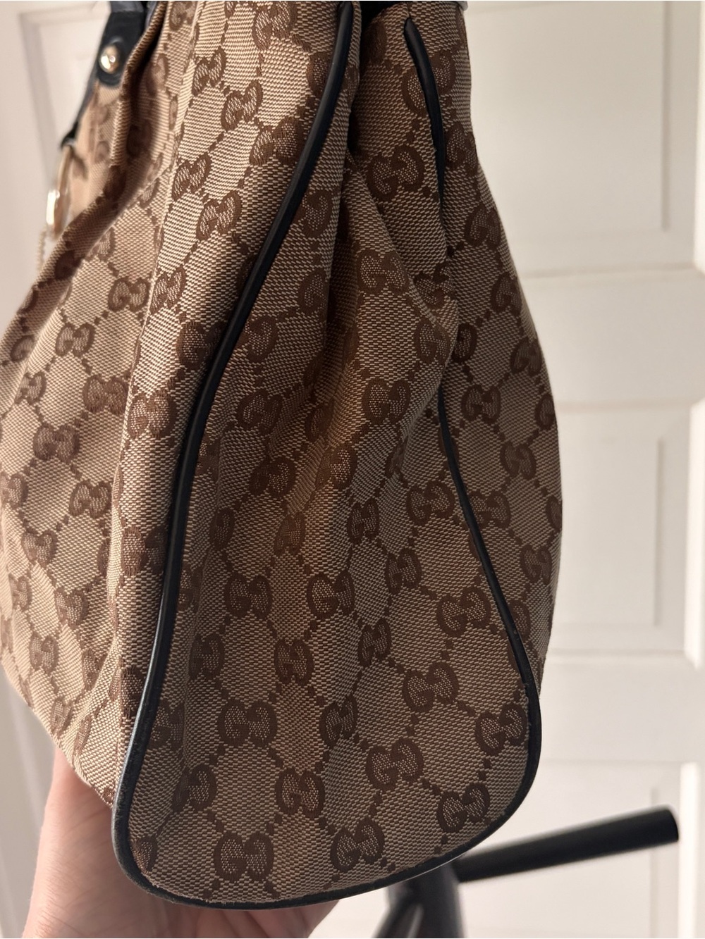 Gucci GG Canvas Sukey Medium Tote with Original Dust Bag *Authentic & Pre-loved* - Picture 4 of 16
